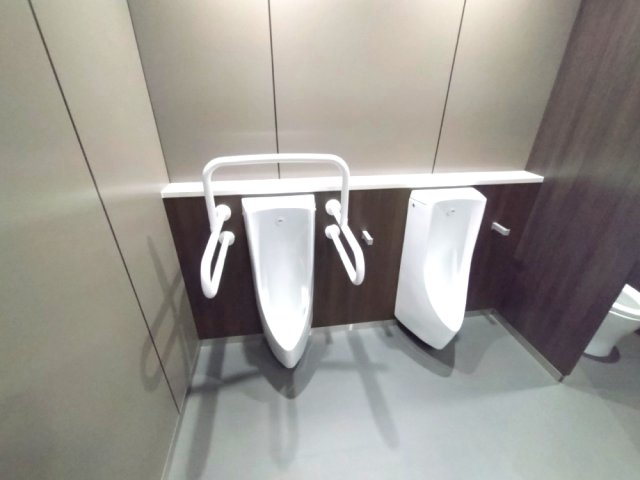 ｅｍＣＡＭＰＵＳ ＷＥＳＴ2階貸店舗のトイレ