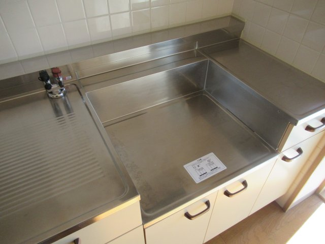 グリーンヒルズ東舞子３ＬＤＫのキッチン