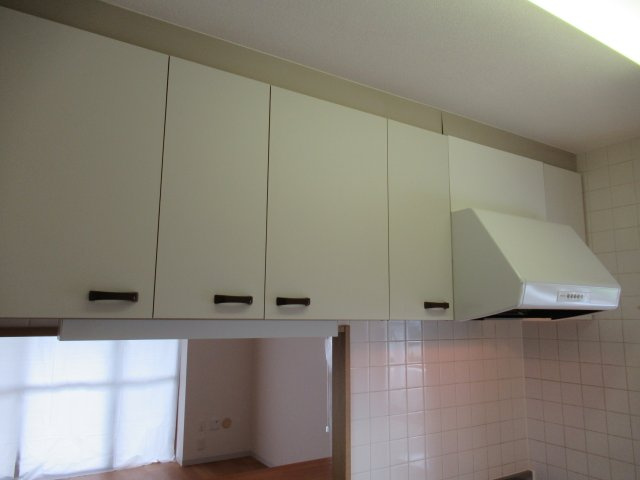 グリーンヒルズ東舞子３ＬＤＫのキッチン