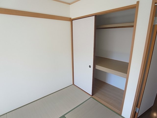 ソレアード・プラーサの収納|たっぷり入る押入収納