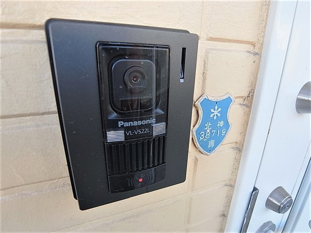 ソレアード・プラーサのセキュリティ|TVモニターフォンで顔が分かり安心