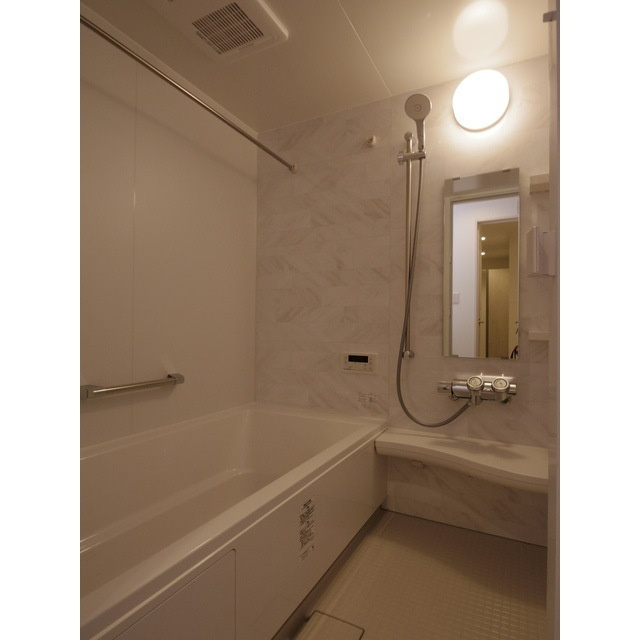 Kolet行徳の浴室