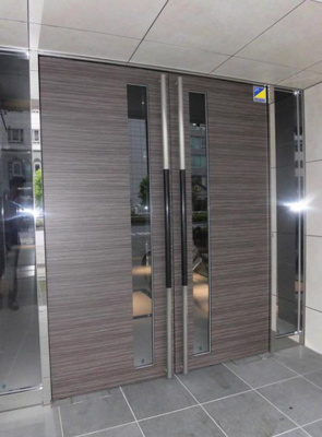 【エントランス】 | ジェノヴィア新宿御苑グリーンヴェール 