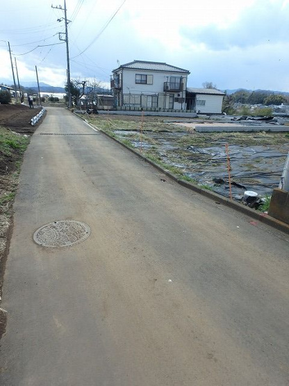 【前面道路含む現地写真】 | 山田　小比企町　４区画