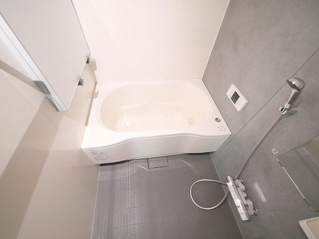 ルモン奈良大森の浴室|きれいなお風呂です