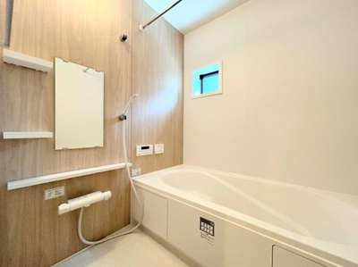 【浴室】 | ◆横浜市緑区北八朔町新築2号棟◆ | ◆お子様と一緒にバスタイムを楽しめる広々空間。