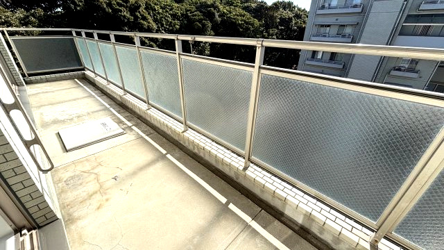 南向きで日当たり・通風良好です