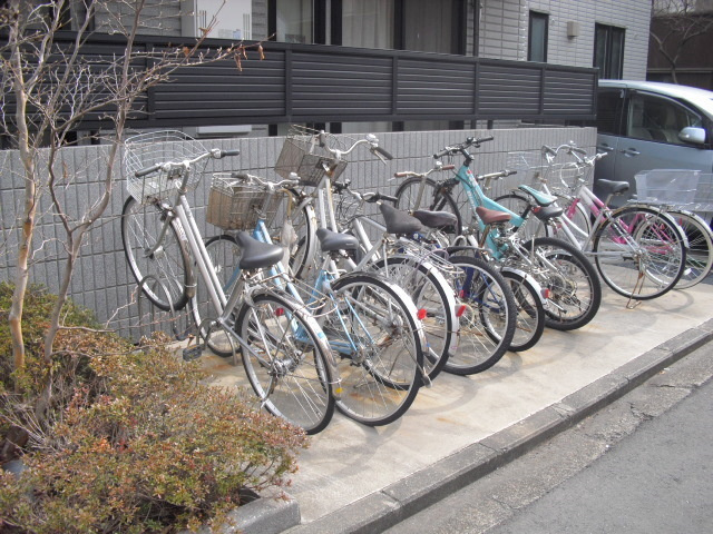 ルンドベルク丸山のその他共用部分|駐輪場無料