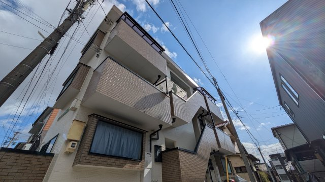 サンハイツ生駒Ⅱの外観|サンハイツ生駒2