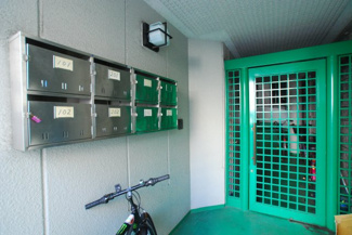 【エントランス】