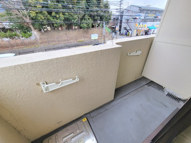 フォレスト高畑マンションのバルコニー