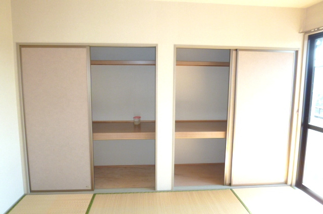 バティール西小森野　A棟の収納|十分な収納スペースがあります