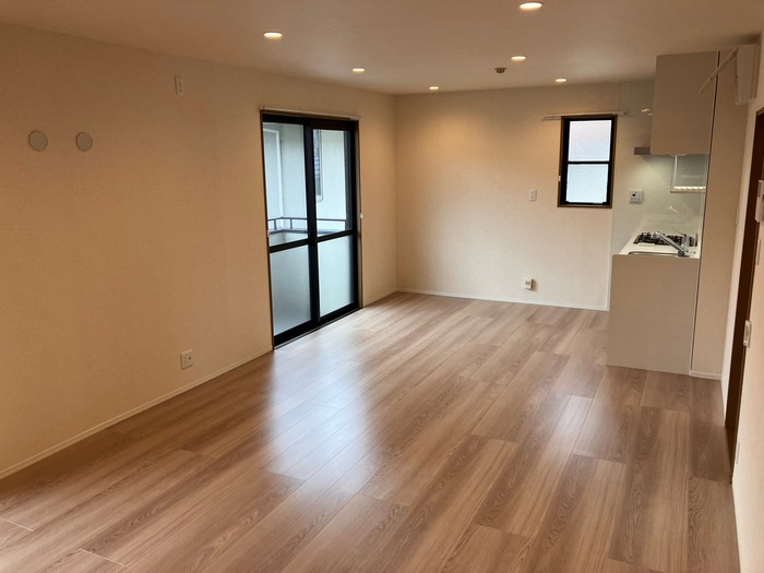 バティール西小森野　A棟の居間・リビング|ゆったり過ごせる居間です