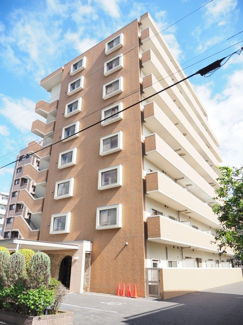 プラムハイツコパンの外観