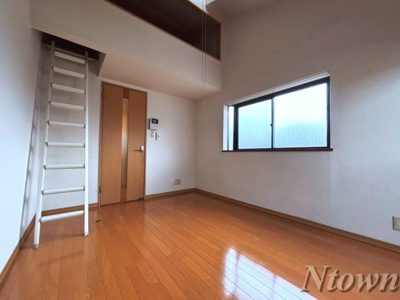 【居間・リビング】 | CLAUDIA浄心(クラウディアジョウシン) | ゆったりとしたリビングです