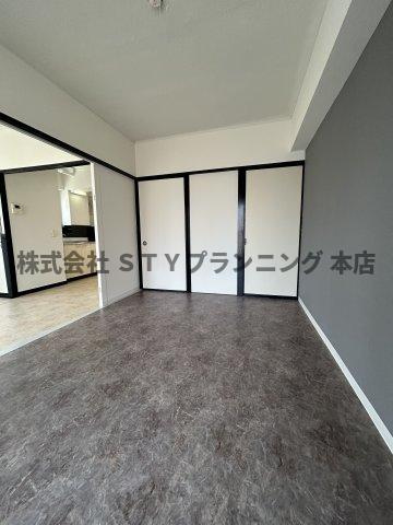 仲介手数料０円！ハイネス桜山の洋室