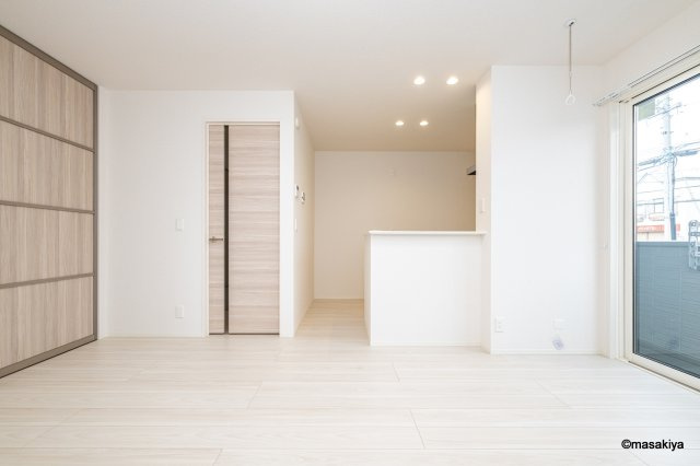 トリシア吉田の居間・リビング