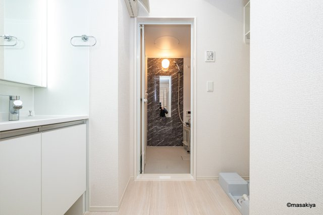 トリシア吉田の洗面所