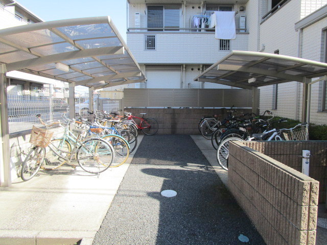 メゾンエクセルのその他共用部分|★敷地内駐輪場★