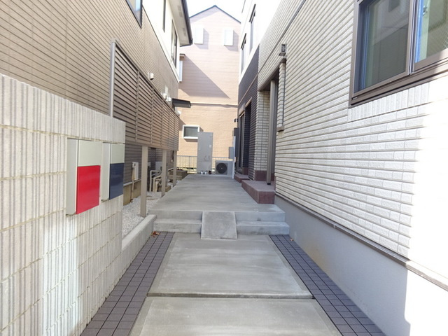 ＢＡＵＨＡＵＳ新都心のロビー|★エントランス★