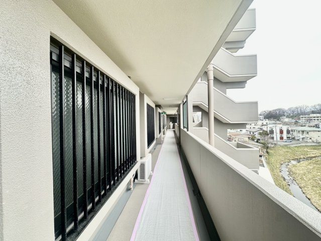 東急ドエルアルス東照宮明水館のその他共用部分|住戸階廊下