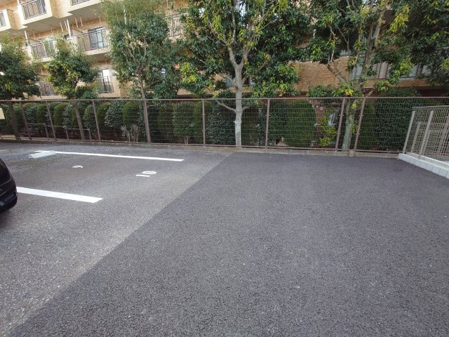 グリーンプラザの駐車場