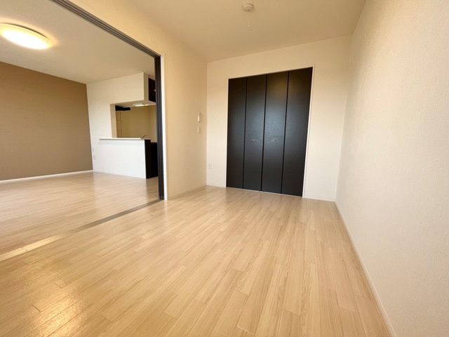 ＬＩＮＥの内装|洋室