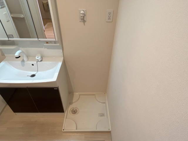 ＬＩＮＥの洗面所|洗濯機置場