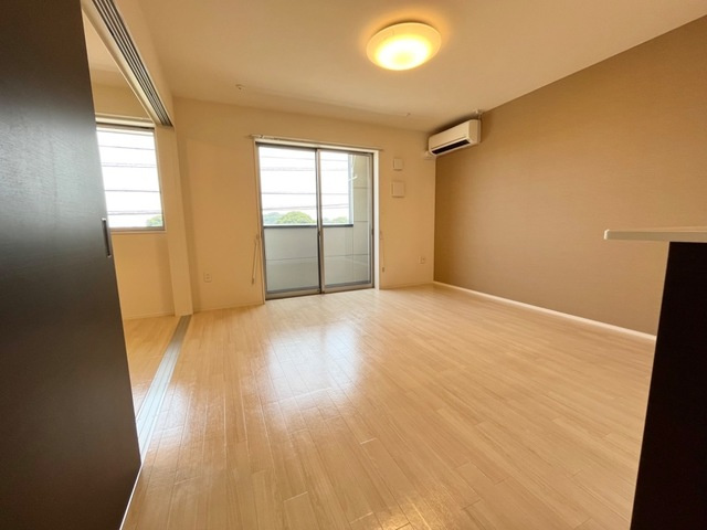 ＬＩＮＥの居間・リビング|リビング