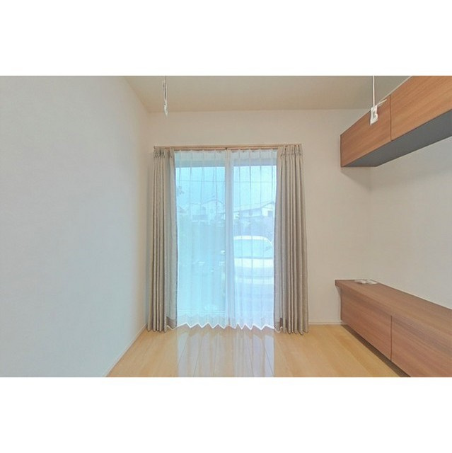 早田本町３丁目貸家の居間・リビング|ＬＤＫ11.2帖