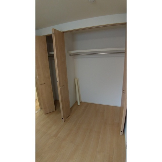 早田本町３丁目貸家の収納