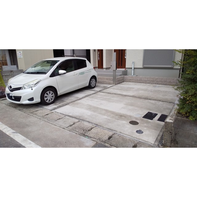 早田本町３丁目貸家の駐車場