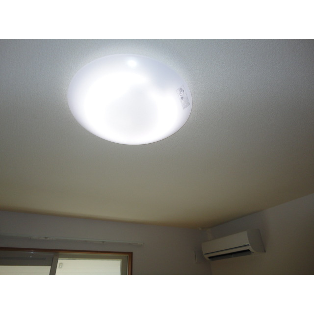 グランディール樫の木の設備|照明