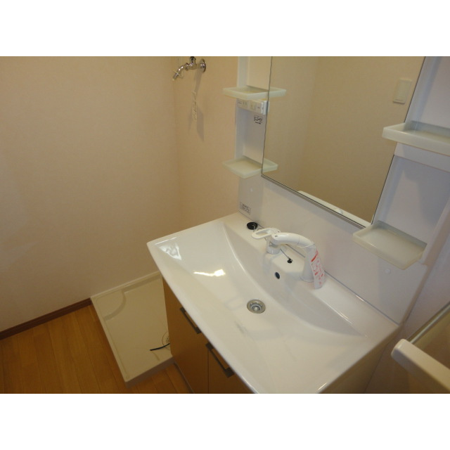 グランディール樫の木の洗面所|洗髪洗面化粧台