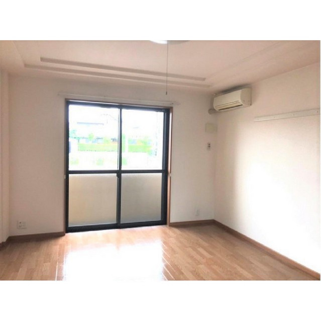 スウィートクローバーの居間・リビング