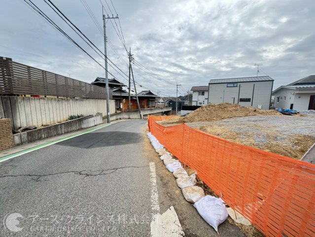 【前面道路含む現地写真】 | 柏市永楽台2丁目　全3区画 | スーパーまで徒歩10圏内！毎日の買い物にも困らず、教育施設と生活施設の整った住みごこちの良い立地で子育て環境にもピッタリです♪