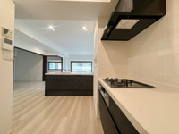 【キッチン】 | レジデンス高宮☆仲介手数料無料☆ | キッチンは食器洗浄乾燥機付きで機能的♪お洒落なキッチンに気分も上がります♪毎日使う場所だからこそ、こだわりたいですね。