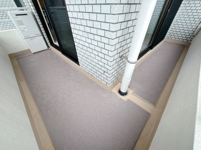 【バルコニー】 | レジデンス高宮☆仲介手数料無料☆ | バルコニーは日当たりが一番！それでいうならこの物件は大合格です。