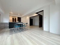 【居間・リビング】 | レジデンス高宮☆仲介手数料無料☆ | どんな家具を、どう配置するか。照明は？この一枚に好きなイメージをどうぞ描いてください。