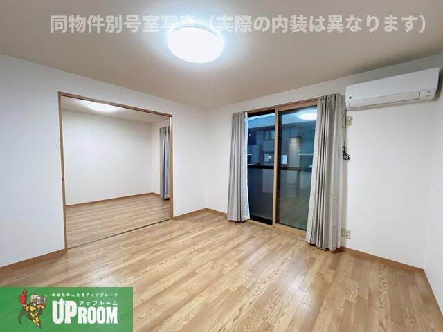 ハートピア北棟の居間・リビング