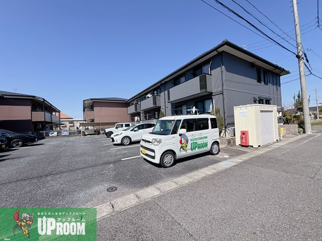 ハートピア北棟の駐車場