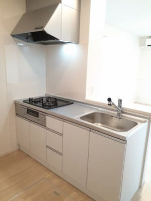 【キッチン】 | ブリーズ　ガーデン　Ⅱ | お料理しやすいキッチンです