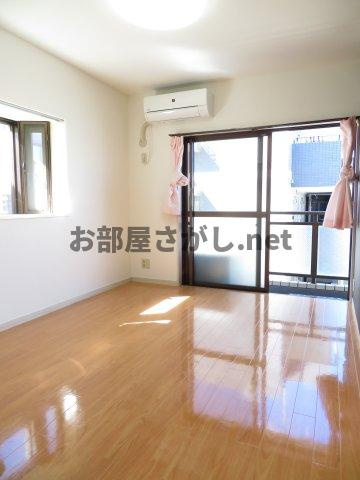 新潮通り一番館の洋室|スタンダードな洋室です