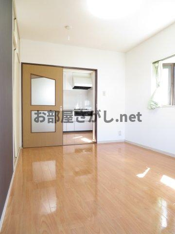 新潮通り一番館の洋室|広々とした洋室です