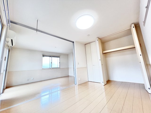 ハックベリーハウスの内装|※別部屋参考写真