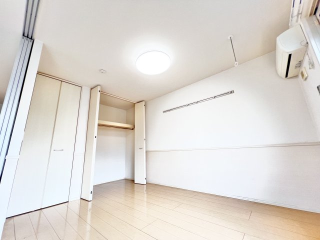 ハックベリーハウスの洋室|※別部屋参考写真