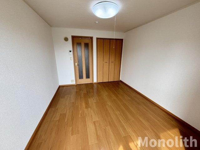 K.ORIGIN和泉府中の内装