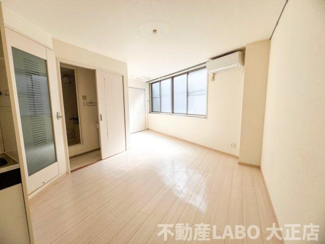 藤田ビルの洋室