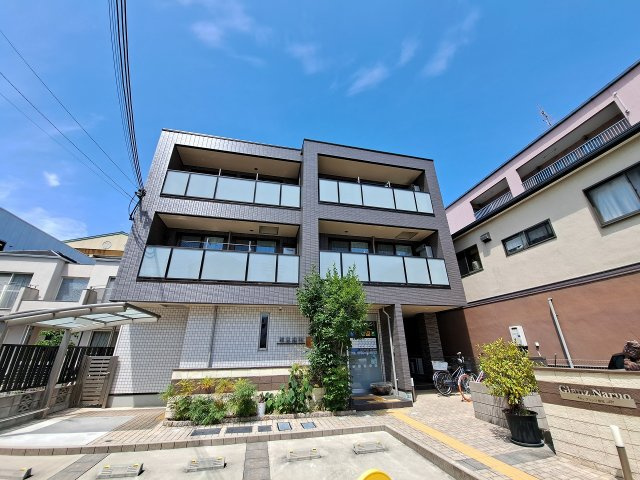 グランツ鳴尾の外観