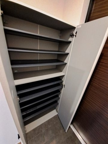 グランツ鳴尾の収納